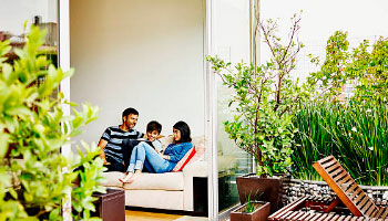 резиденция май